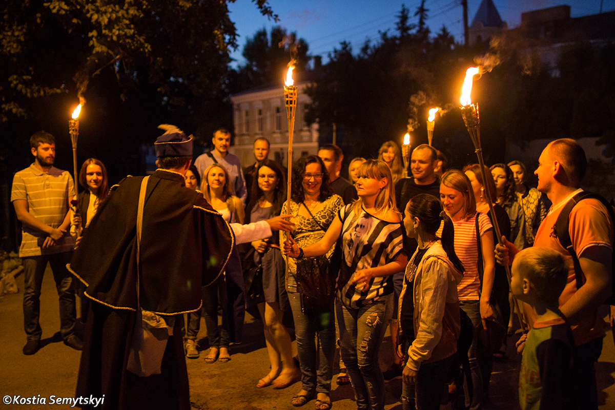 Нічна театралізована феєрія «Романтика та містика Лучеська»
