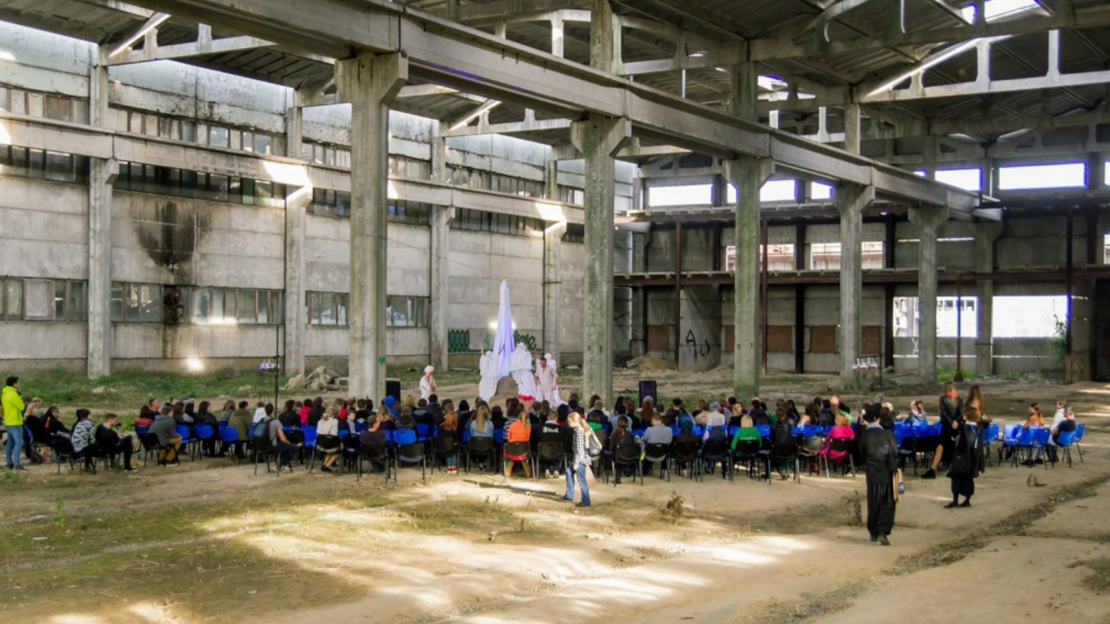 The theater festival “Wandering Hanger”