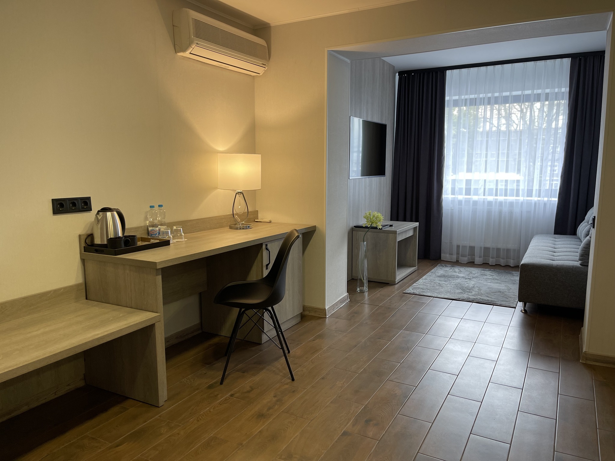 Готель «Україна»