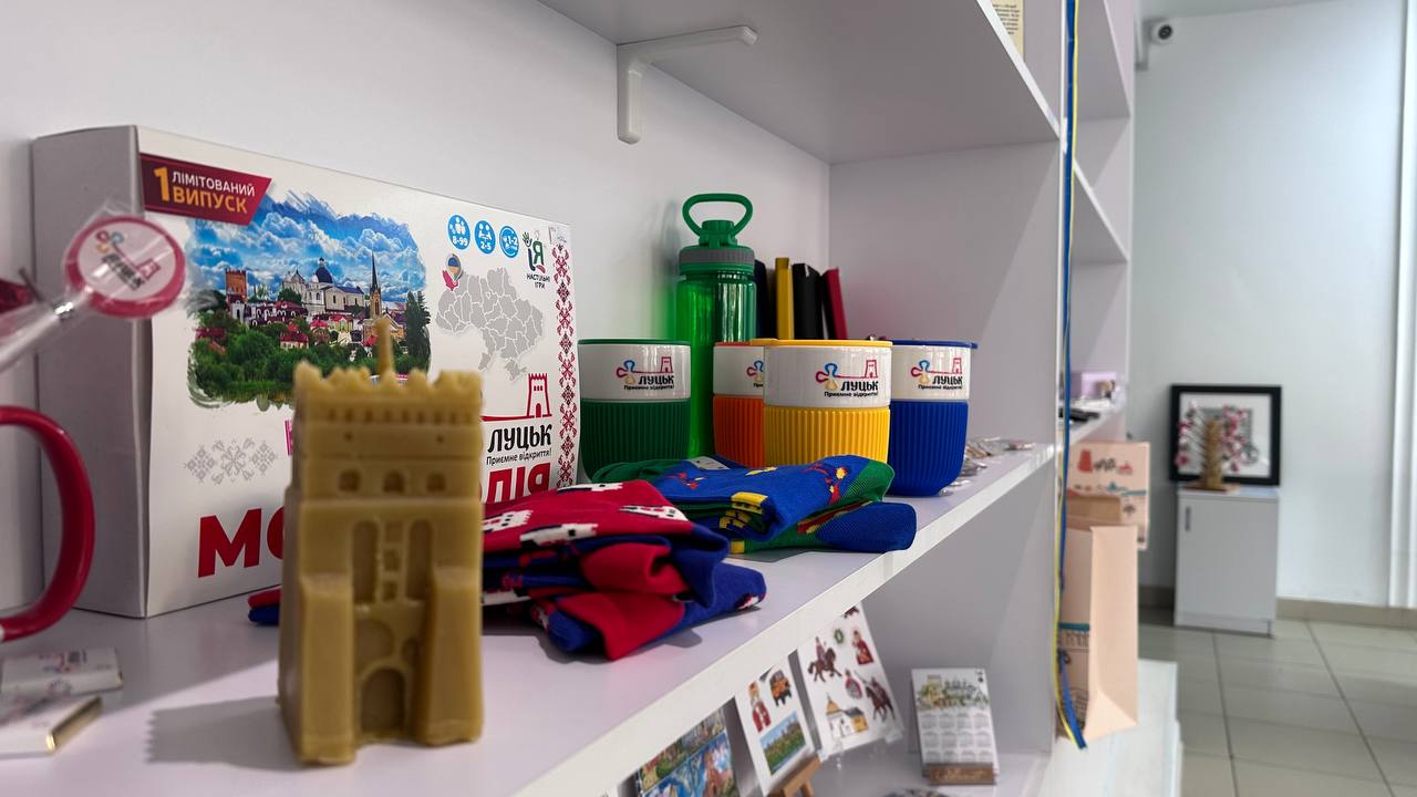 Shopping and souvenirs